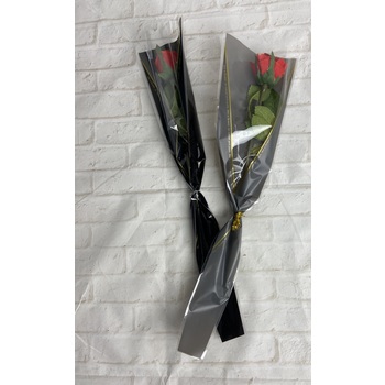 Valentines Day Bud Roses (Only 1 box left)
